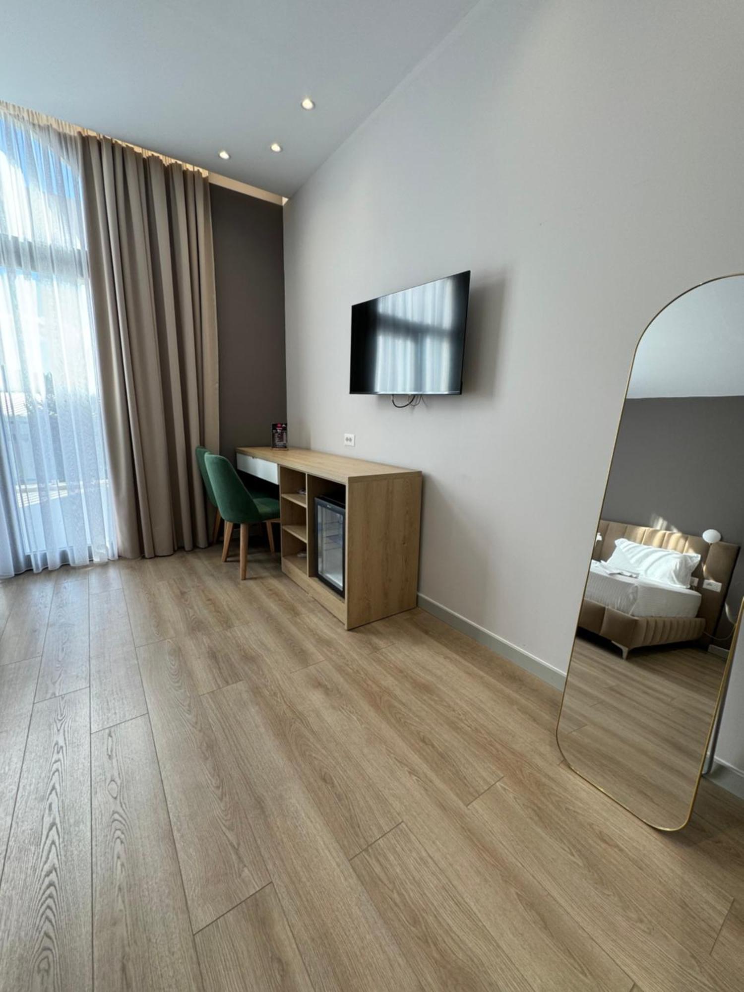 Hotel Panorama & Spa Elbasan Exterior photo