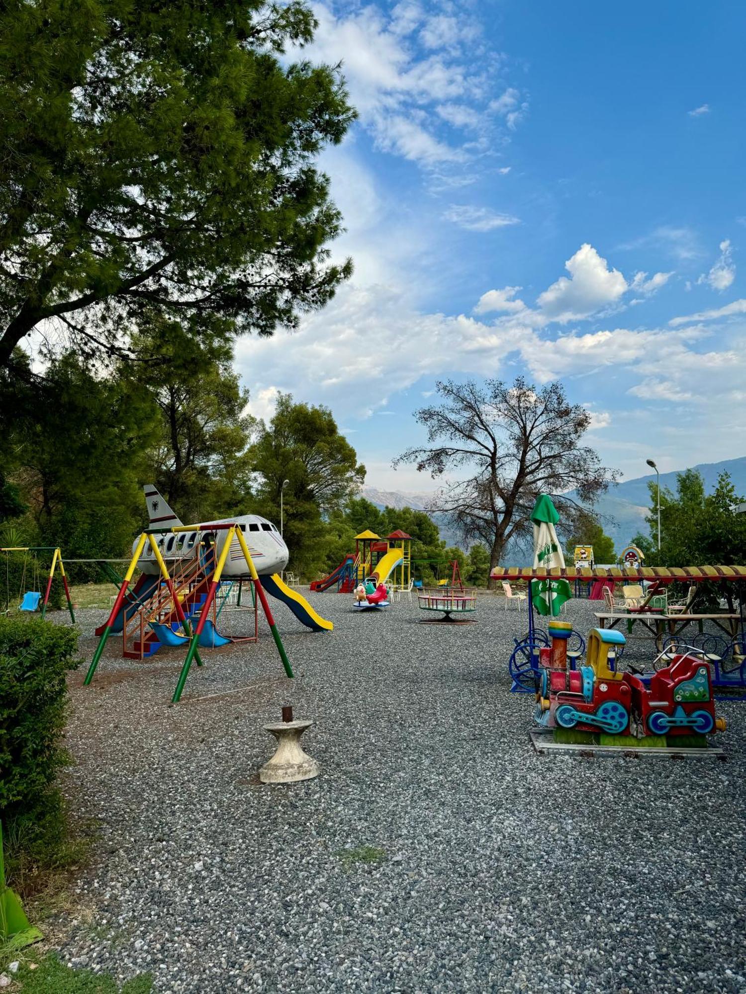 Hotel Panorama & Spa Elbasan Exterior photo