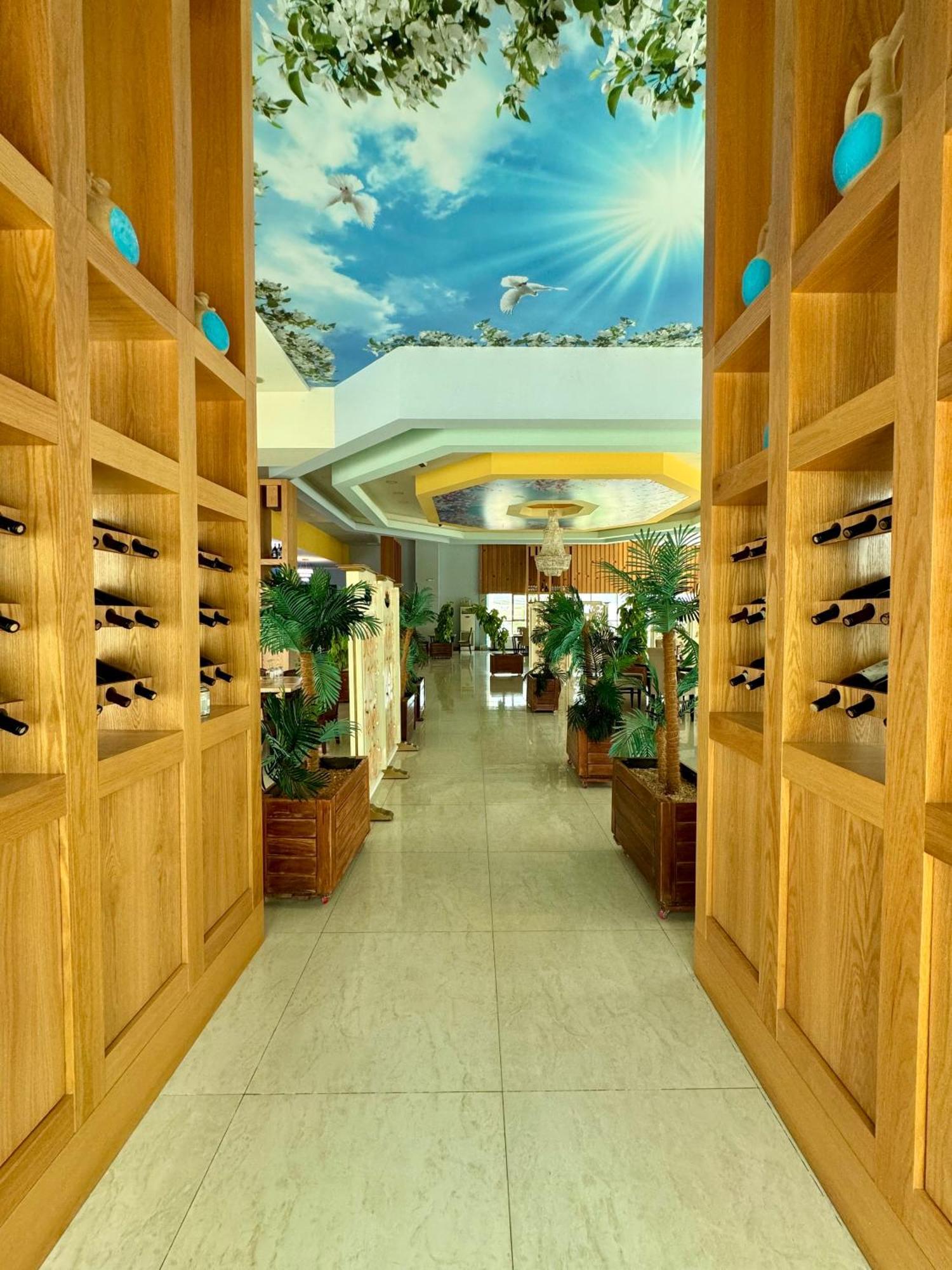 Hotel Panorama & Spa Elbasan Exterior photo
